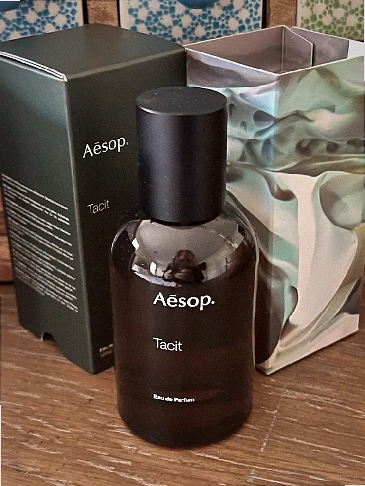 Aesop Tacit Eau de Parfum A vibrant, uplifting and distinctly Fresh.